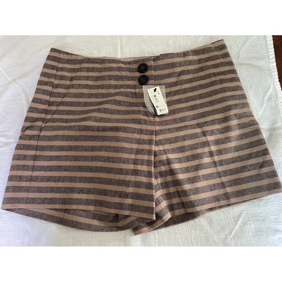 The Limited Drew Fit Shorts Size 8 NWT - Picture 4 of 7